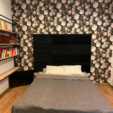 Apartament Gold 3 *
